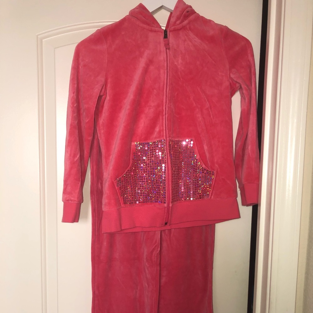 Coral sweatsuit